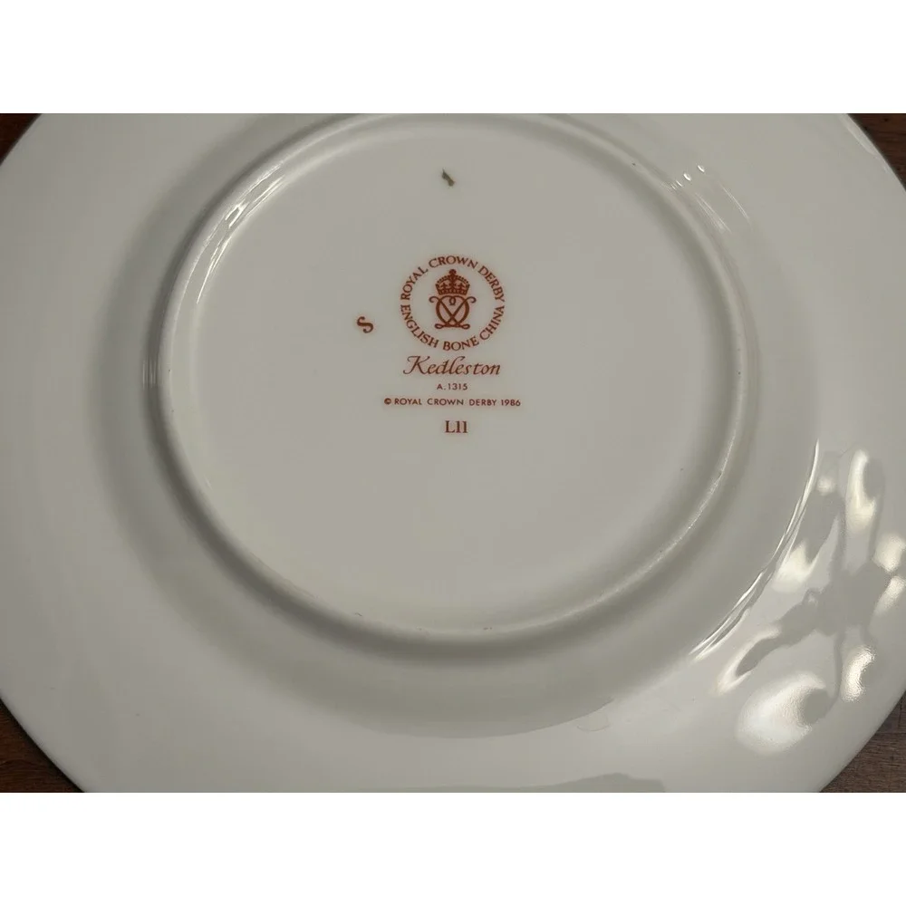 Kedleston by Royal Crown Derby Bread & Butter‎ Plate 6.25